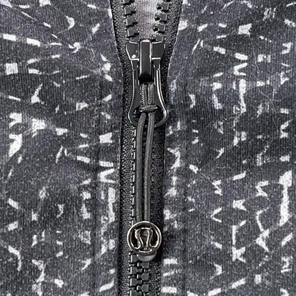 Lululemon Jacket Women 6 Black Spotted Hooded Full Zip Track Running Stretch - Picture 5 of 14